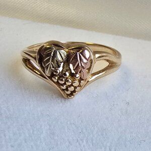 Black Hills Gold heart ring